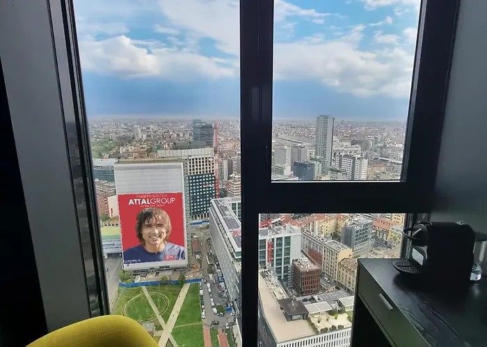 Skyline Solaria מילאנו