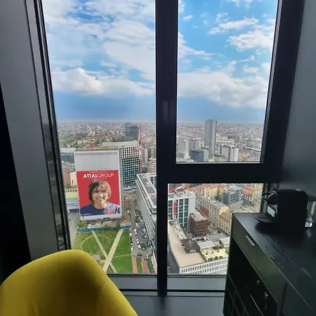 Skyline Solaria Milan